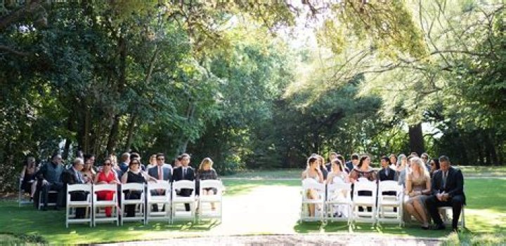 Guest Seating Basics Bride&rsquo;s side vs groom&rsquo;s side Truly Together