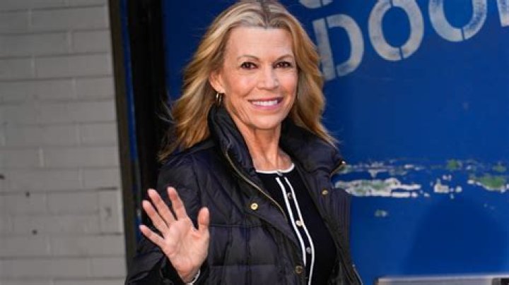 Vanna White Bio, Net Worth, Height, Facts Dead or Alive?
